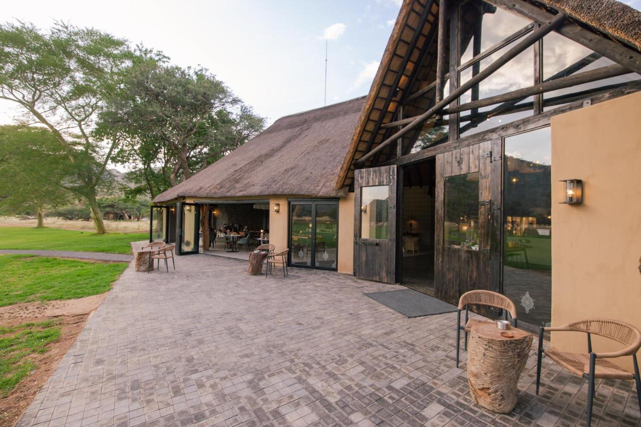 Okapuka Safari Lodge Windhoek Extérieur photo